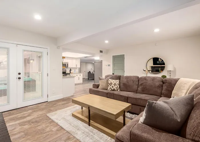 Obispo Modern Oasis With Heated Pool And Bbq Holiday home *